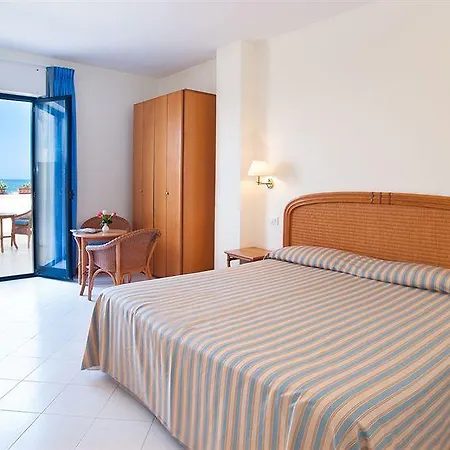 فندق Del Levante 4*