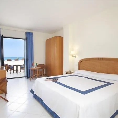 فندق Del Levante 4*