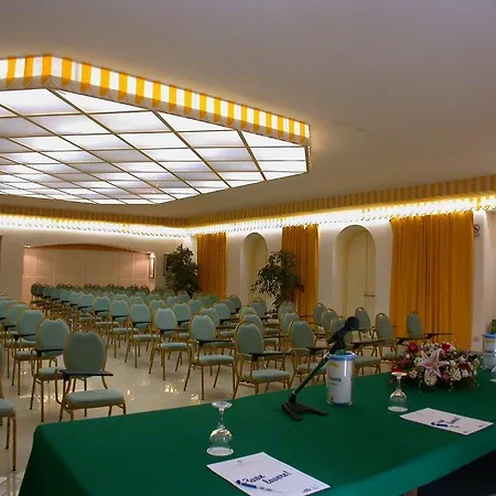 فندق Del Levante 4*